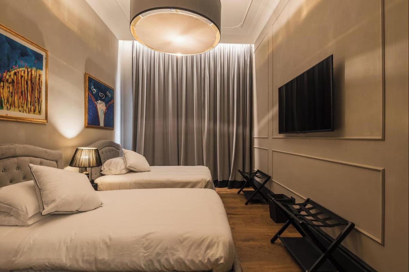 Theodort Chic Rome